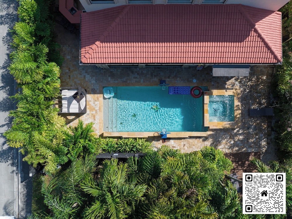 Ethereal Oasis Miami - Heated Pool Spa & Cinema - Prime for Groups