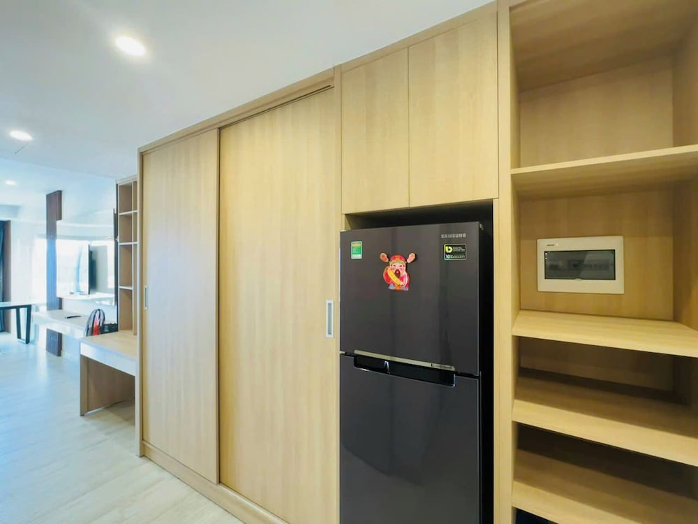 Gold Coast Balcony Serviced Apartment