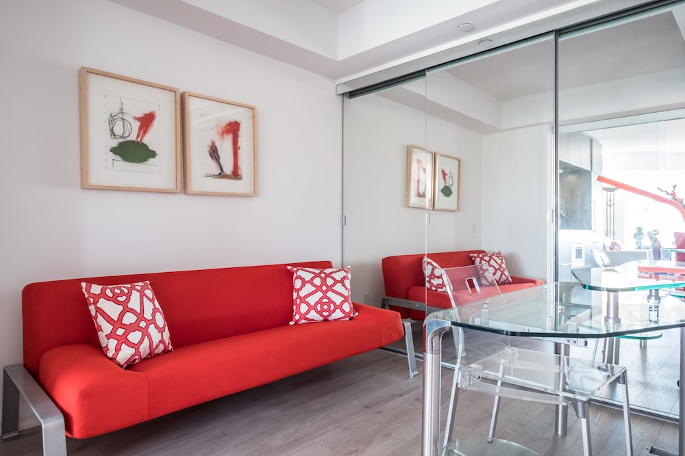 QuickStay - Luxury Executive in Yorkville (Yonge & Bloor)
