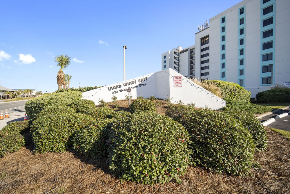 Hotel Island Winds East by ALBVR - Image 1