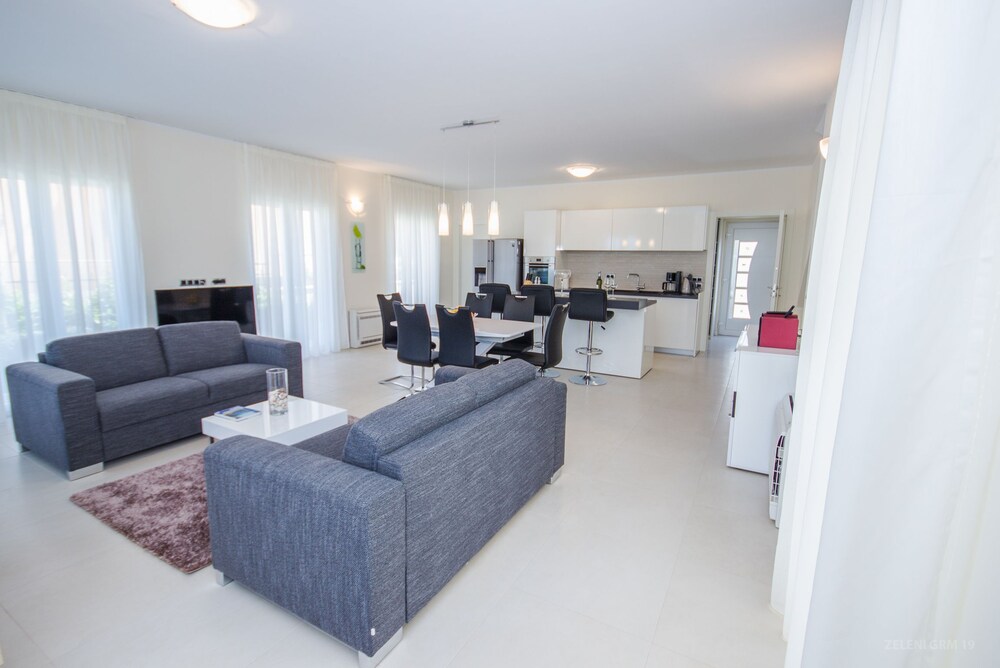 Villas Brac Hills