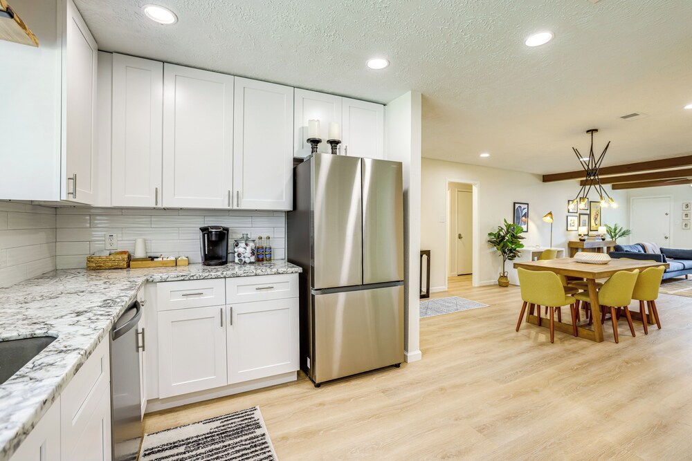 5 Mi to Lake Houston: Family Home in Humble