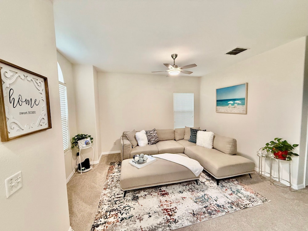 The Grand Village 4BR Pool Home Near Disney Parks