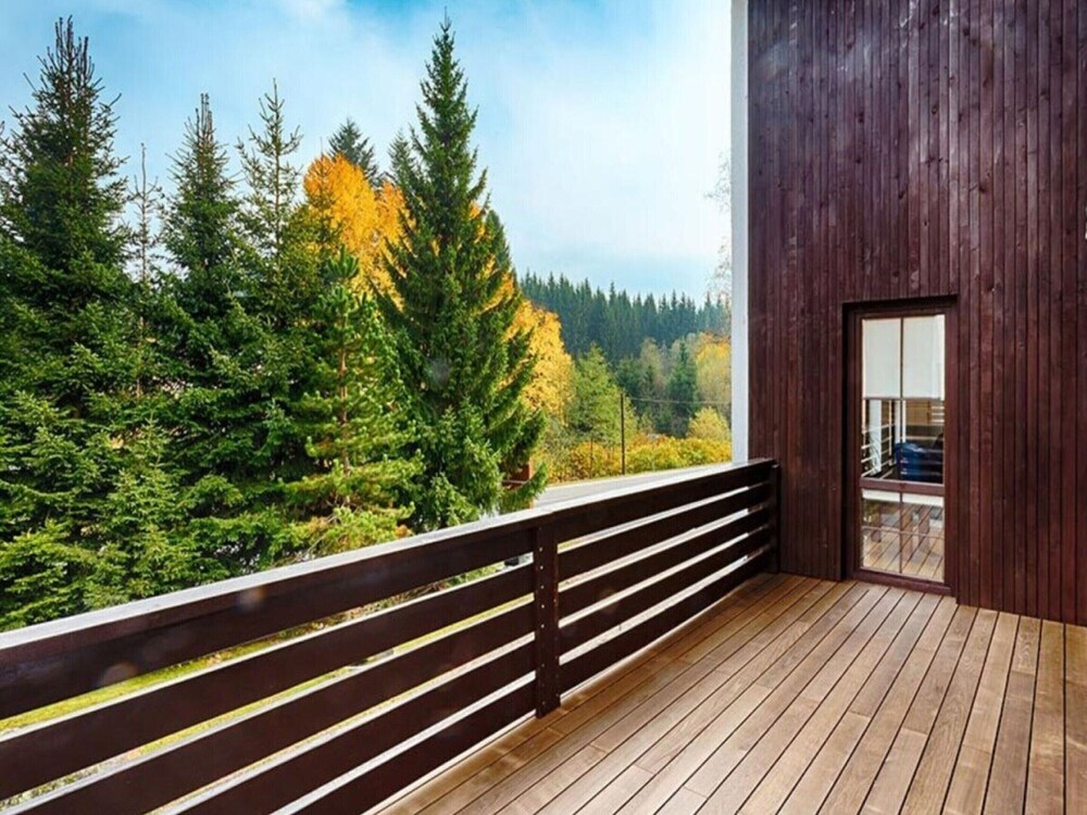 Spacious Apartment With Easy Connectivity