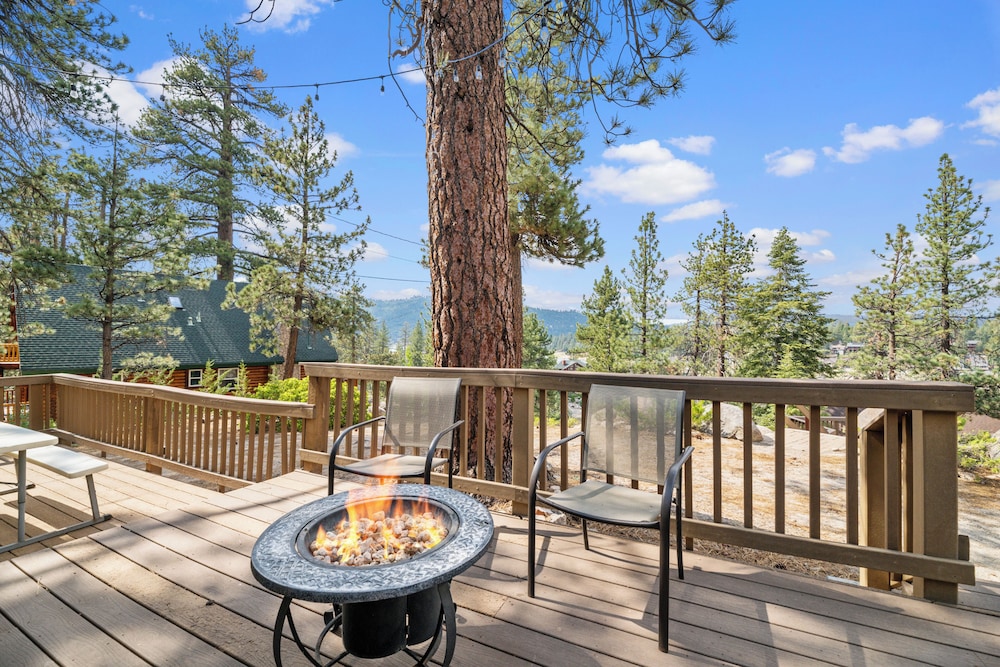 Hesperia Vacations - Boulder Bear - Property Image 1
