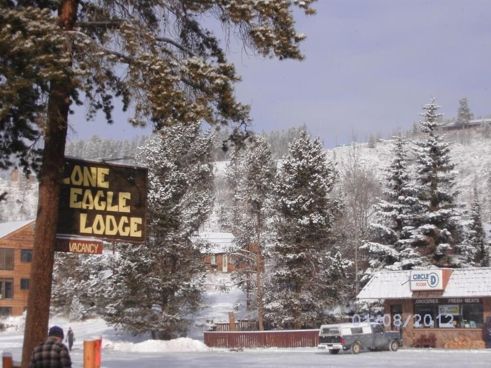 Lone Eagle Lodge - Property Image 24