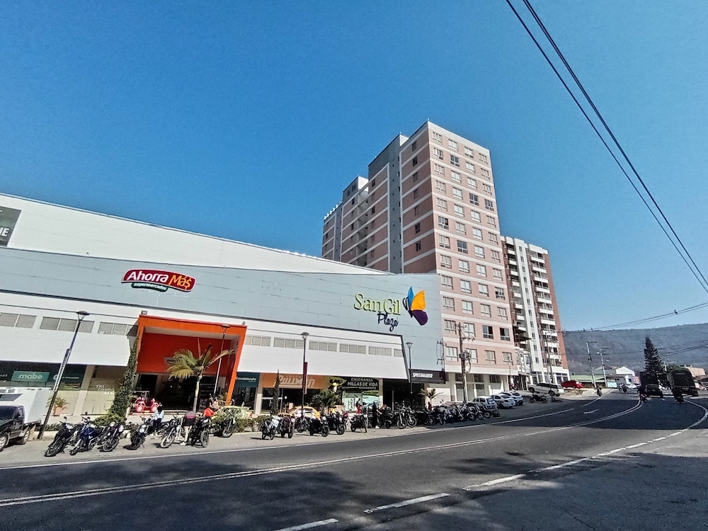 San Gil Plaza suite 502