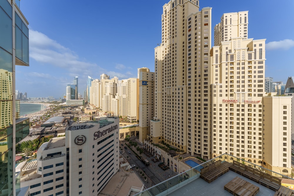 Maison Privee - Stunning JBR Retreat w/ Partial Sea & Marina Views