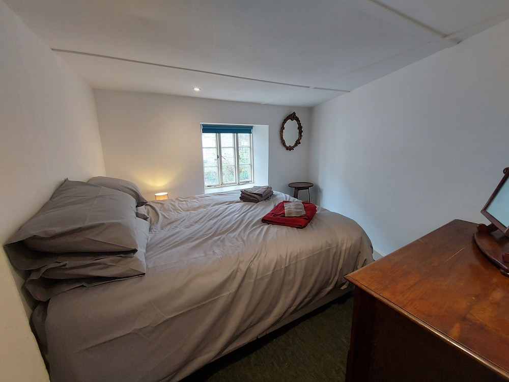 Riverside Cottage Brendon view 3