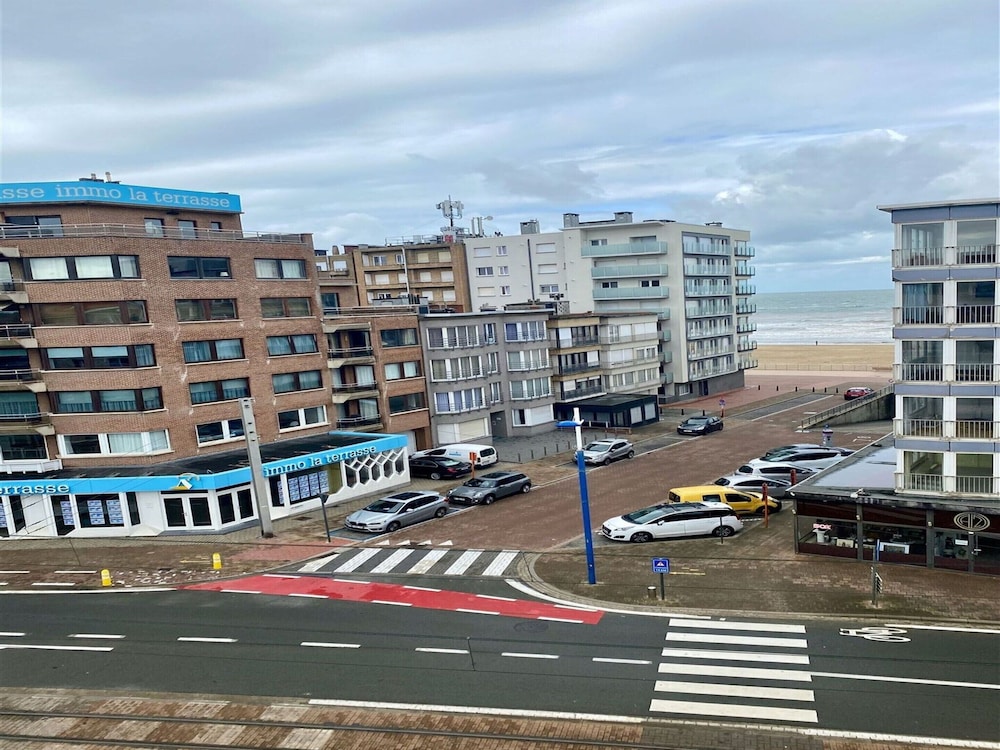 Cozy Apartment With a top Location