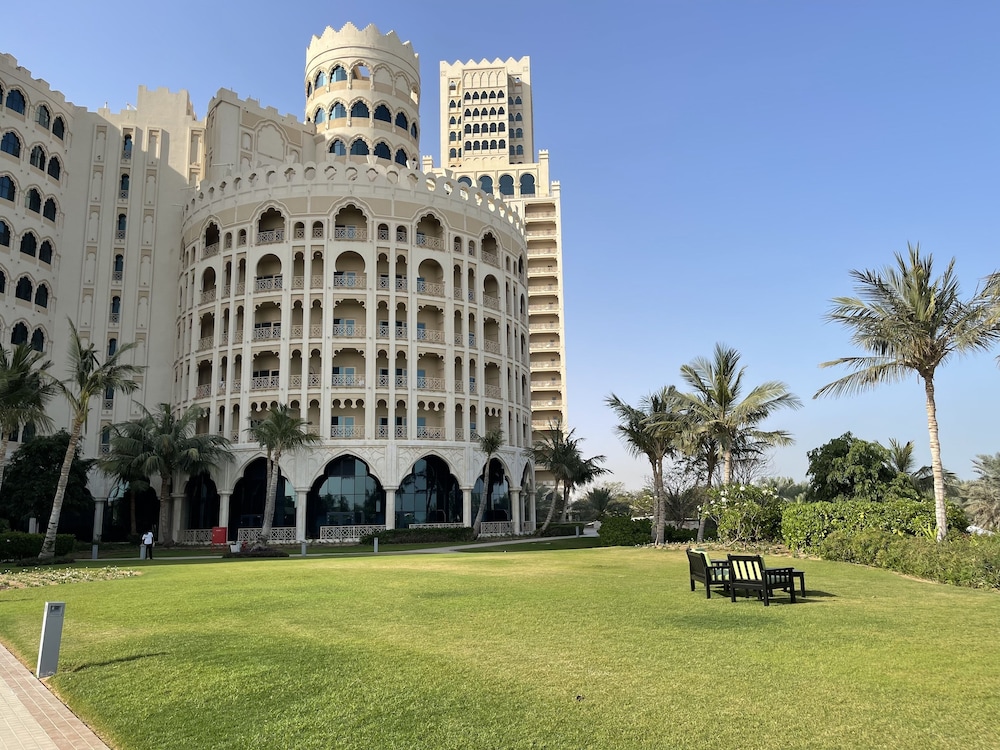 Private Suites Al Hamra Palace at Golf sea Resort