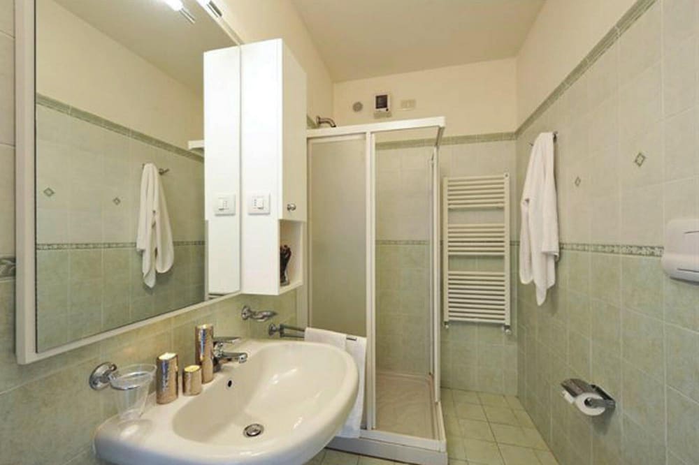 Apartment in Porlezza With Lake View photo 5