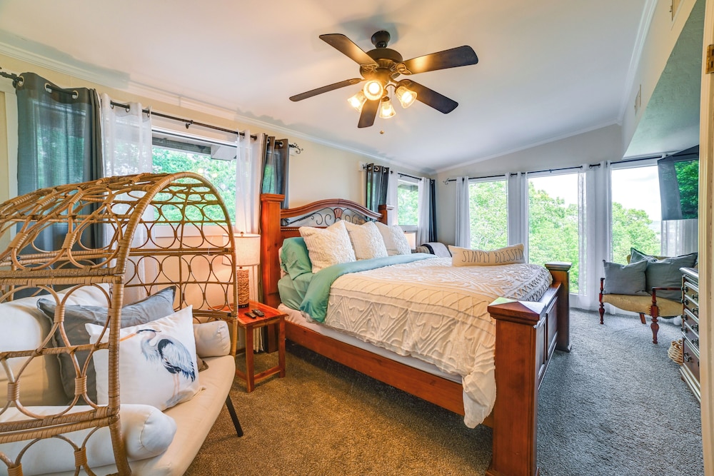 Kentucky Lake Retreat: A Memory-making Getaway