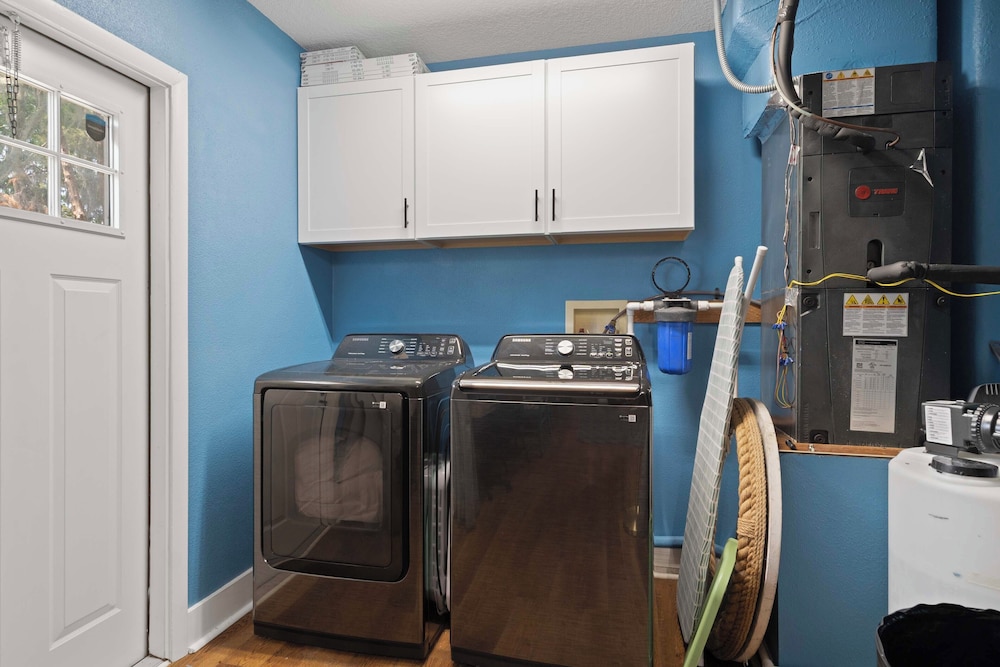Welcoming Little Blue Lakehouse in Crystal River