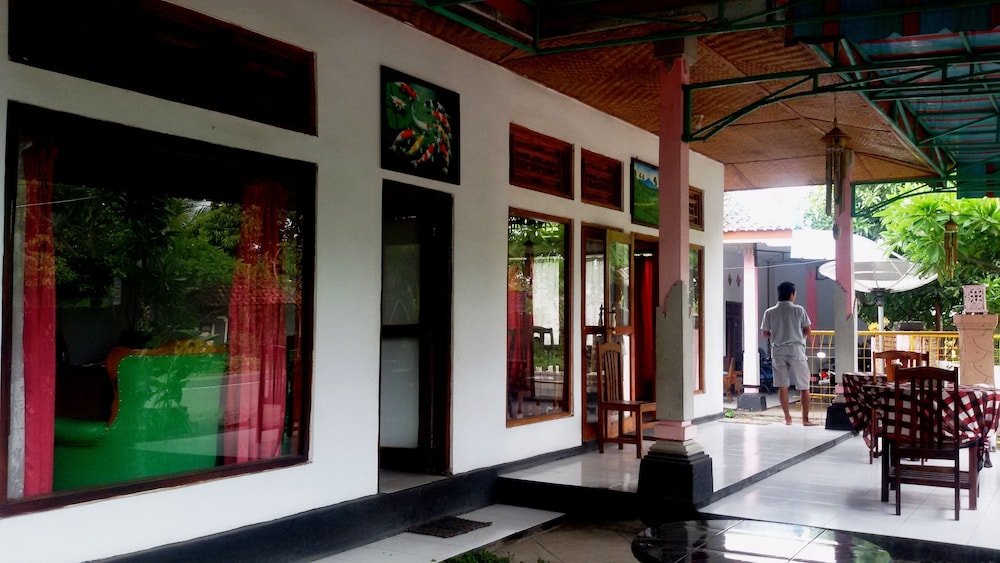 Mami In Homestay