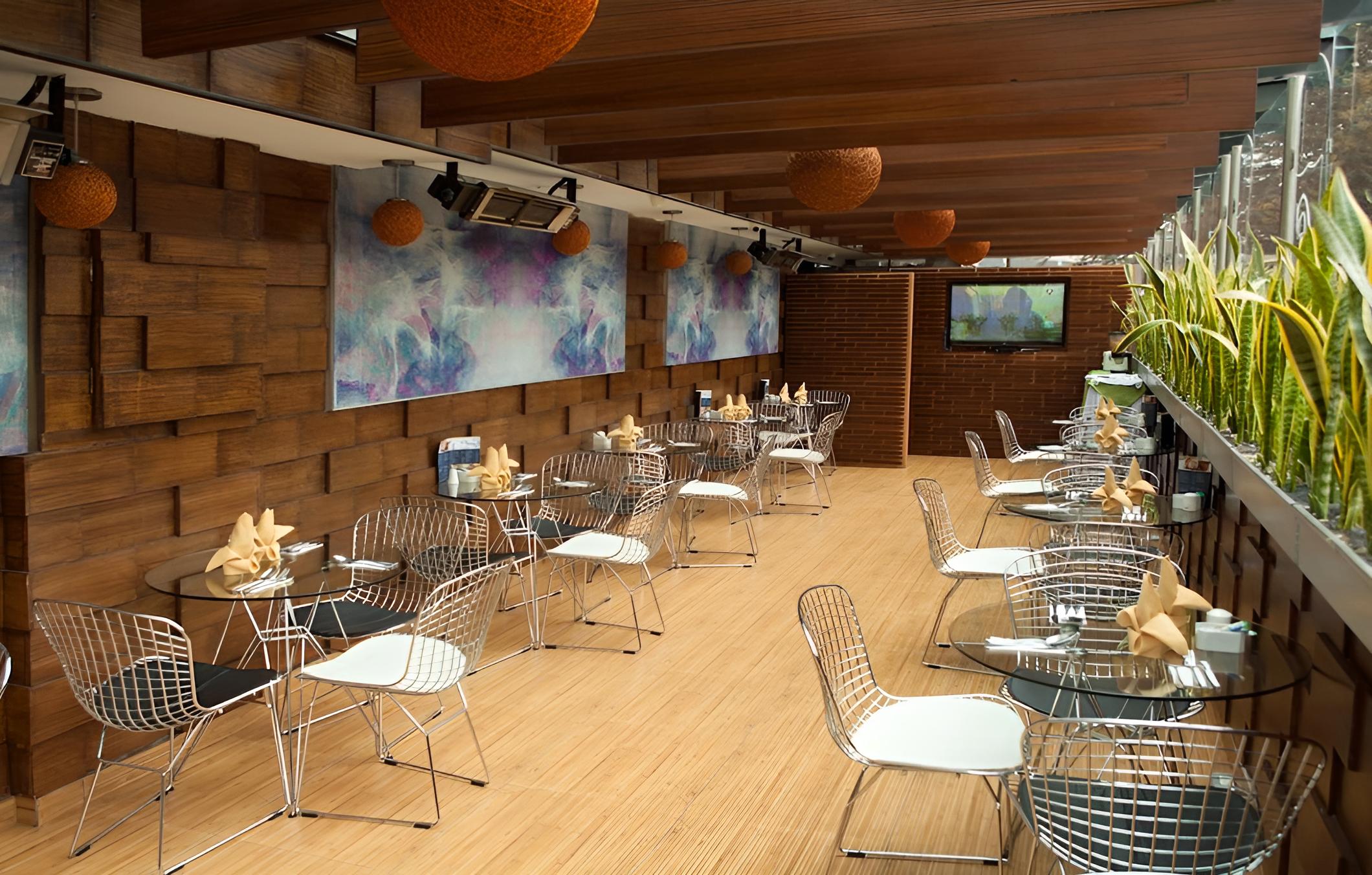 Hotel Colombians Suite International