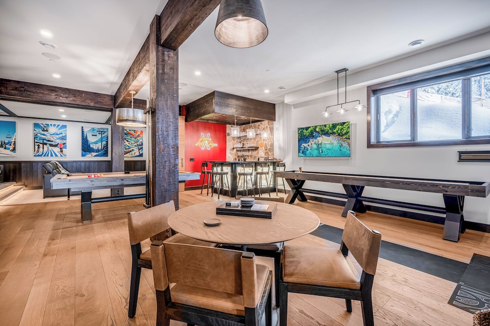 Opulence At Big White