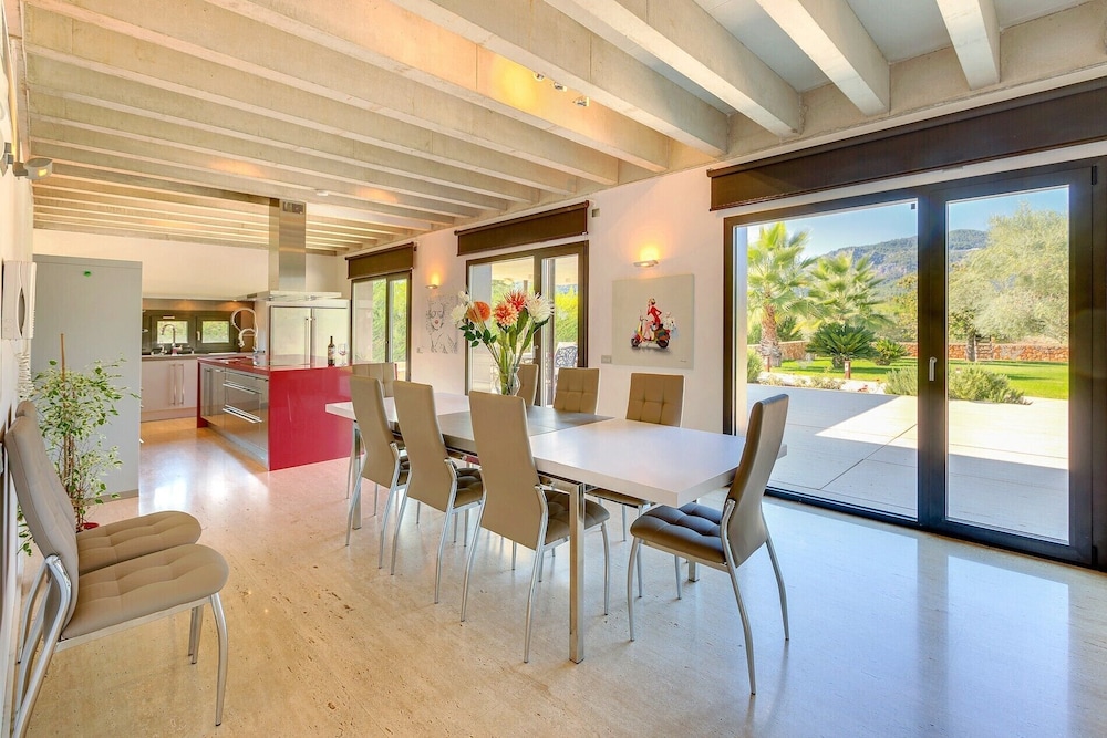 Villa Carlaixa view 4