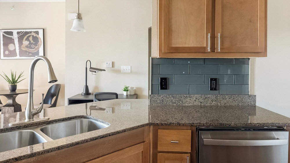 Landing Furnished Apartments near East Arlington