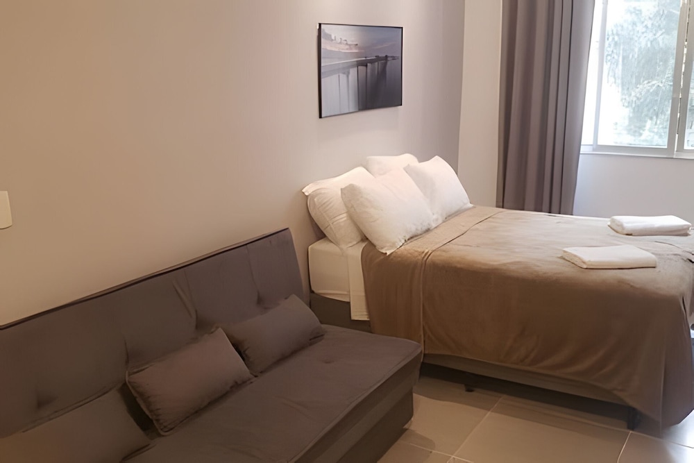 Studio Copacabana a 100 metros da Praia