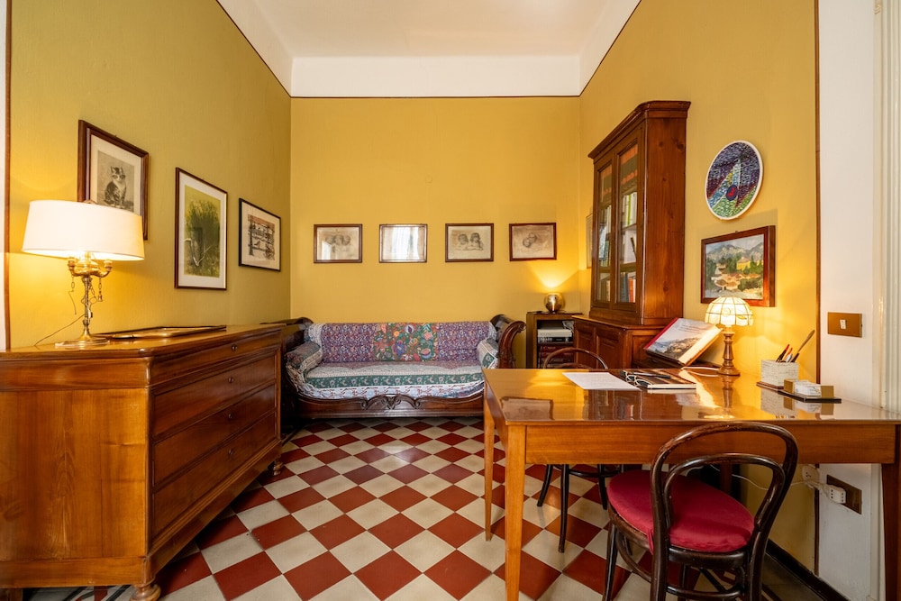 Emilia Gemstone Apartment by Wonderful Italy