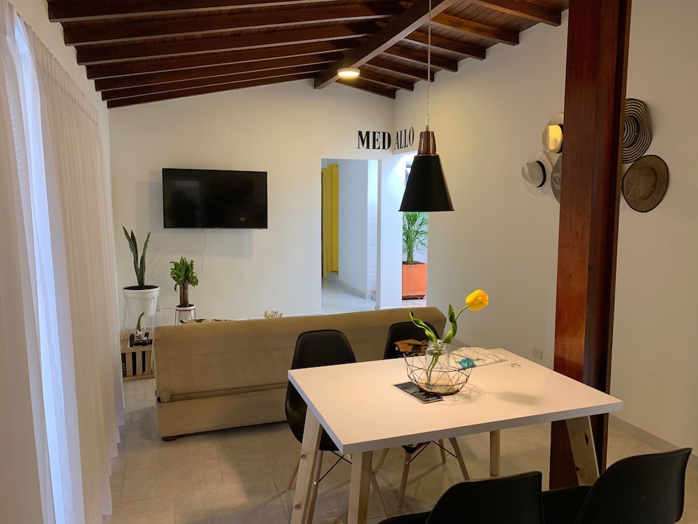 Apartamento con todo nuevo Home Aris view 2