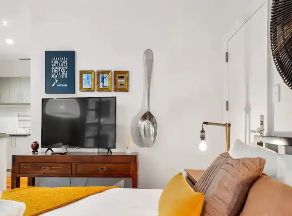 Stylish Studio With Pool And Gym view 2