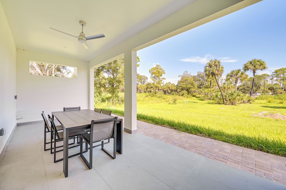 Pets Welcome - Home on 2.5 Acres in Naples!