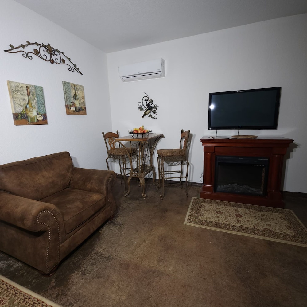 Unit 3 Champagne Terminal Stylish Stay