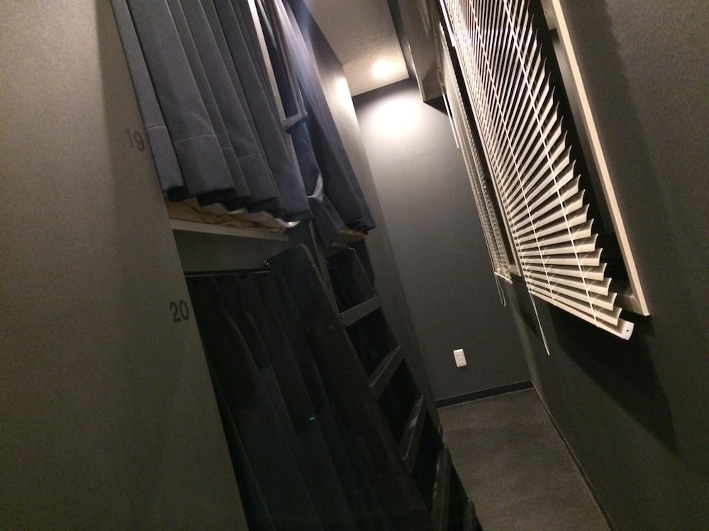 bnb+ Costelun Akiba - Hostel, Caters to Women