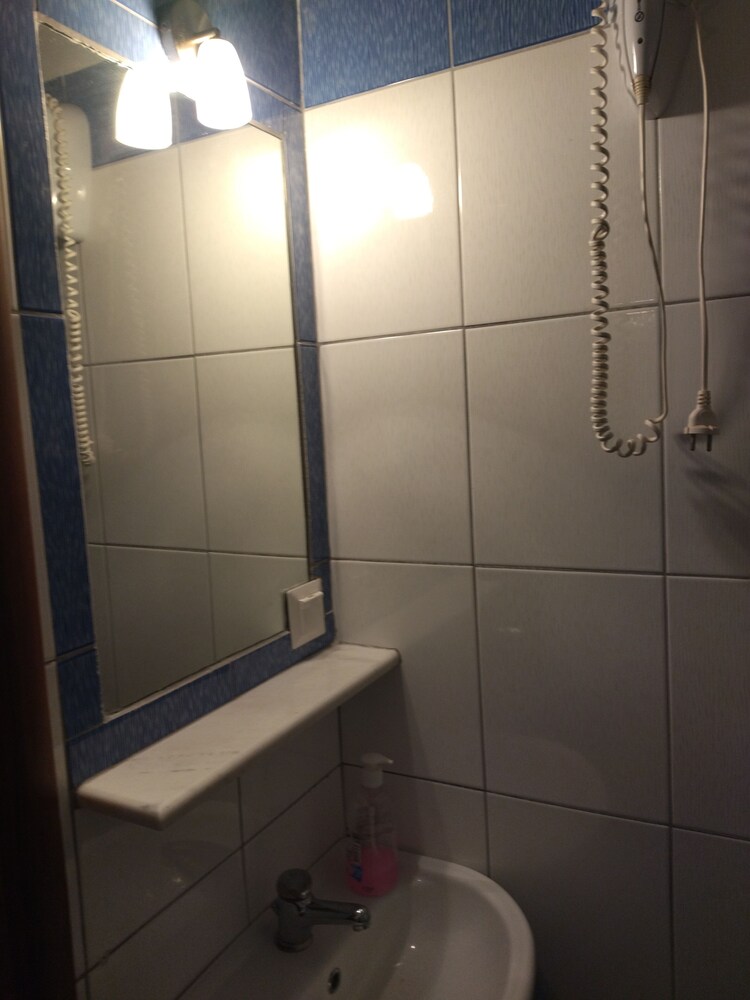 Photo 52