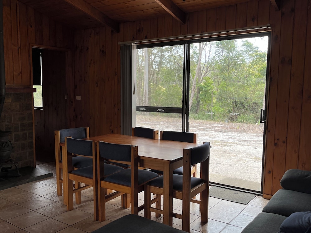 Woodbine Park Eco Cabins