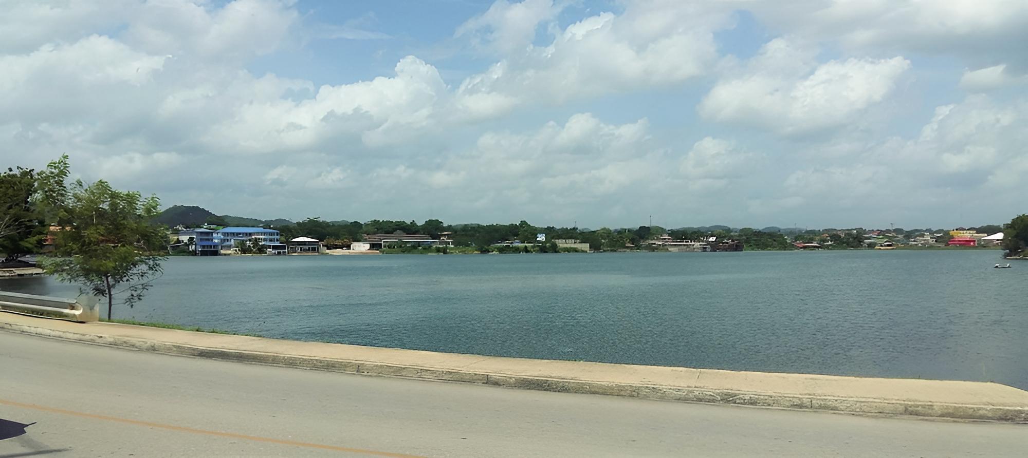 Flores de Peten