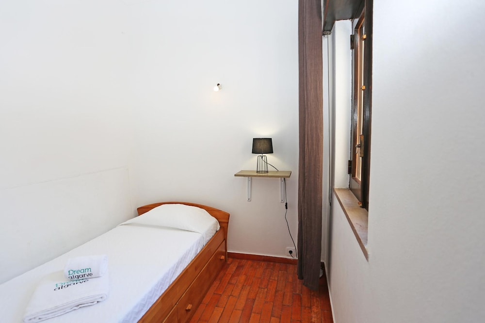 V 06 - Apartment 6 in Seacliff Albufeira