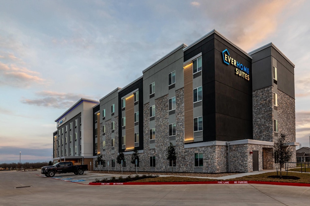 Everhome Suites Bastrop