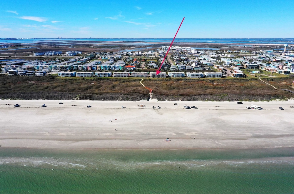 2 Condos in Beachfront Complex Pool Pickleball Bubbly Blew Seaside Blessing