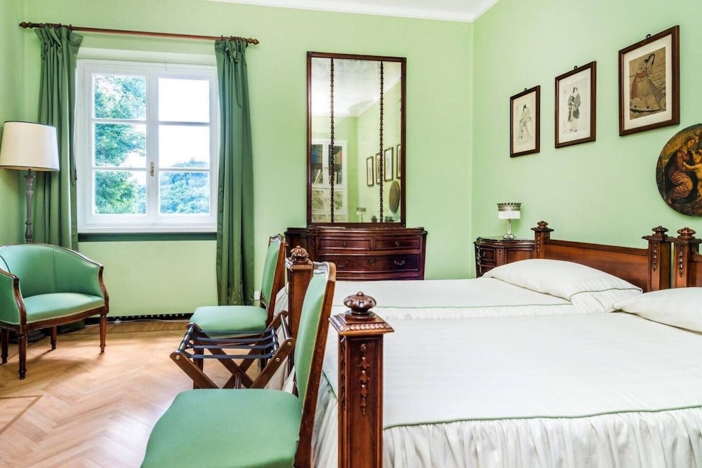 Stunning 6-bed Private Villa With Pool Near Venice view 4