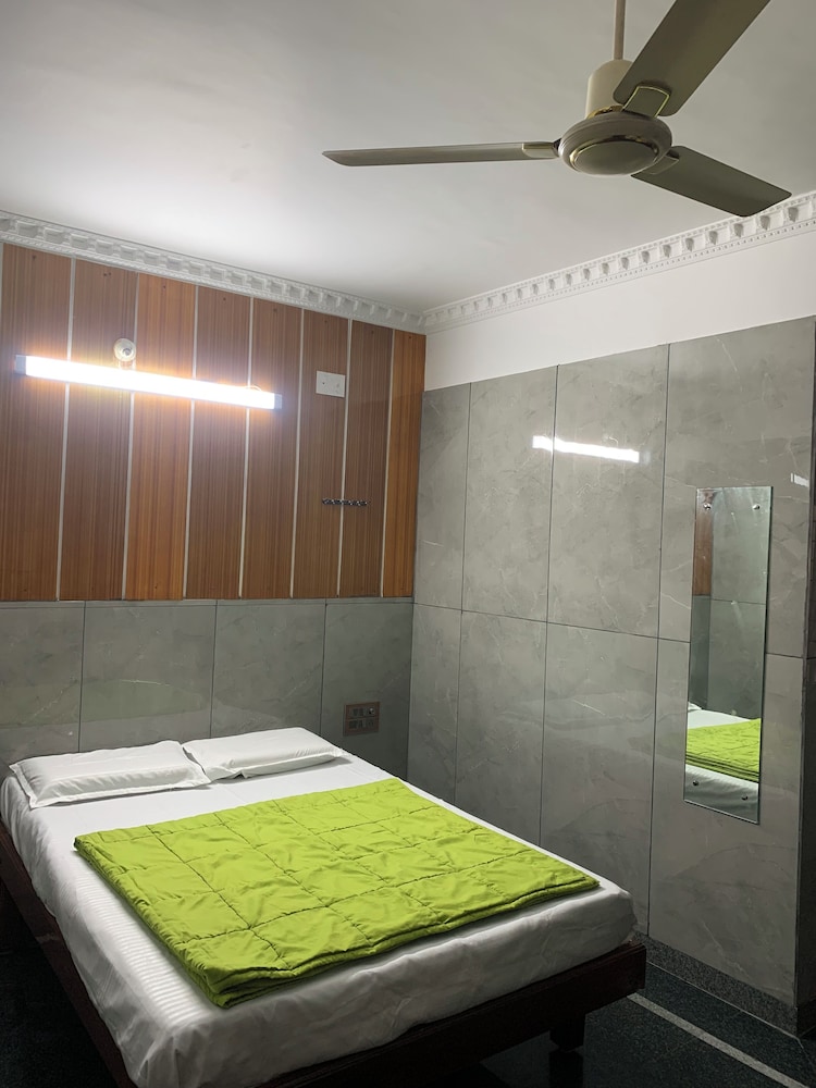 S V Patel Residency