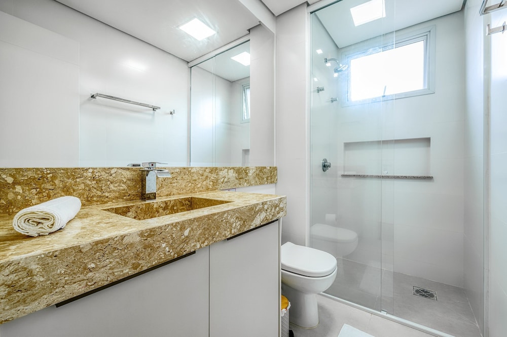 Modern Apt With Balcony 150m From the sea Abc0202