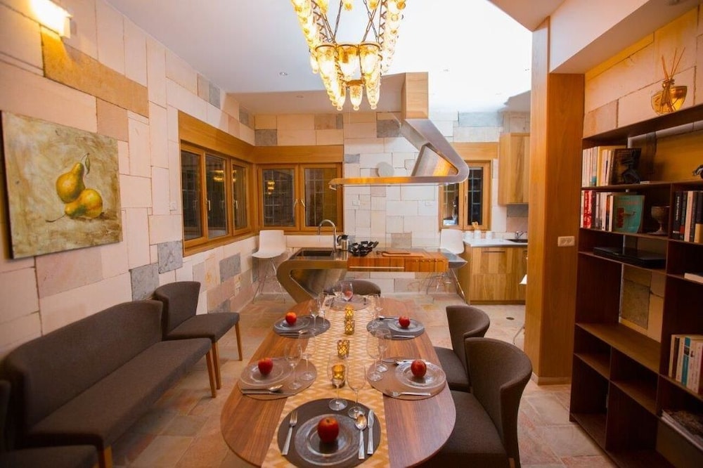 Luxurious Penthouse