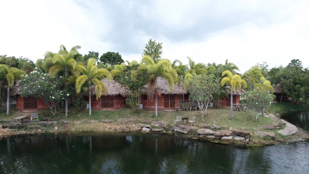 Khao Yai Lake Hill Resort view 5