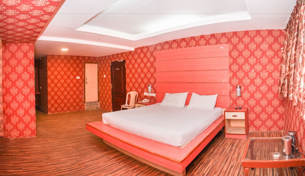 DeSantosh Residency