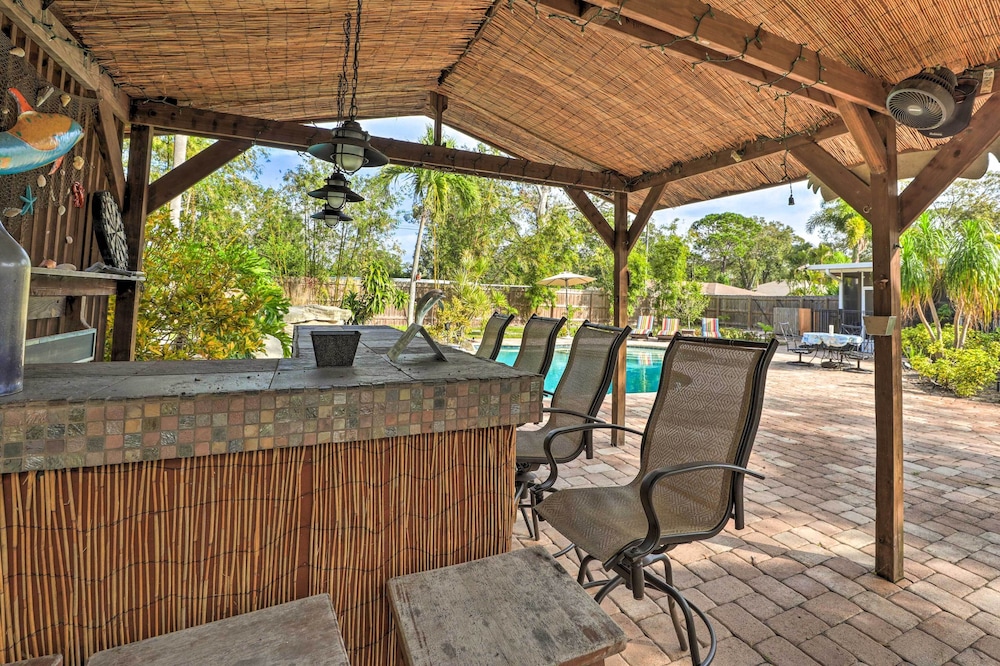 Sarasota Getaway w/ Private Pool & Backyard Oasis!