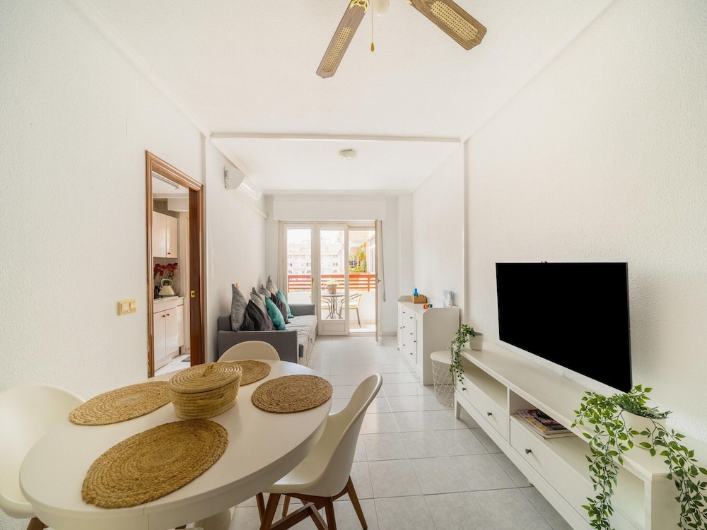 Belvilla by OYO Alicante
