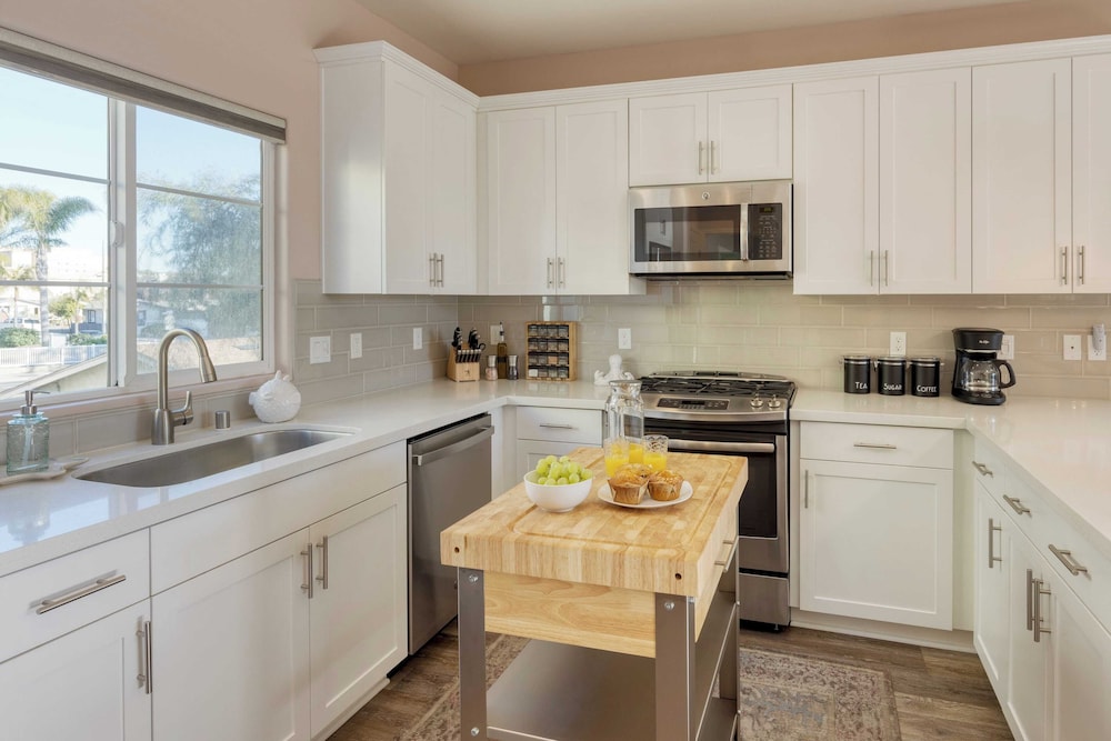 Casa do Sol by Avantstay Rooftop Deck w/ Ocean Views 2 Blocks to Beach!