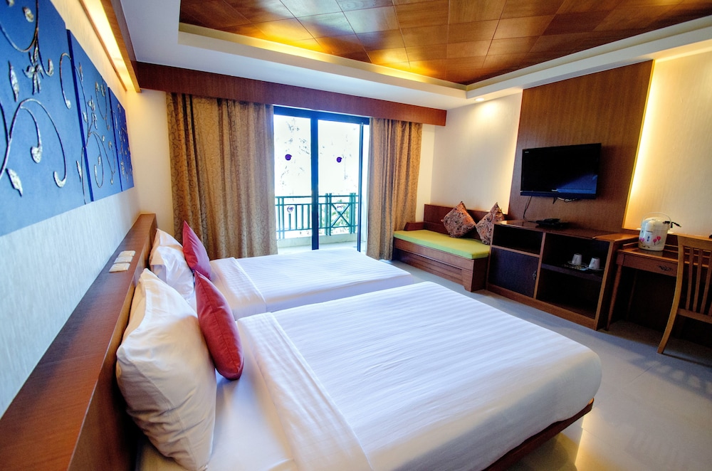 Khaolak Orchid Beach Resort view 3