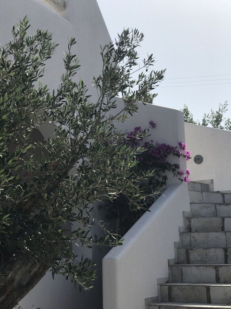 Elia Residences Santorini