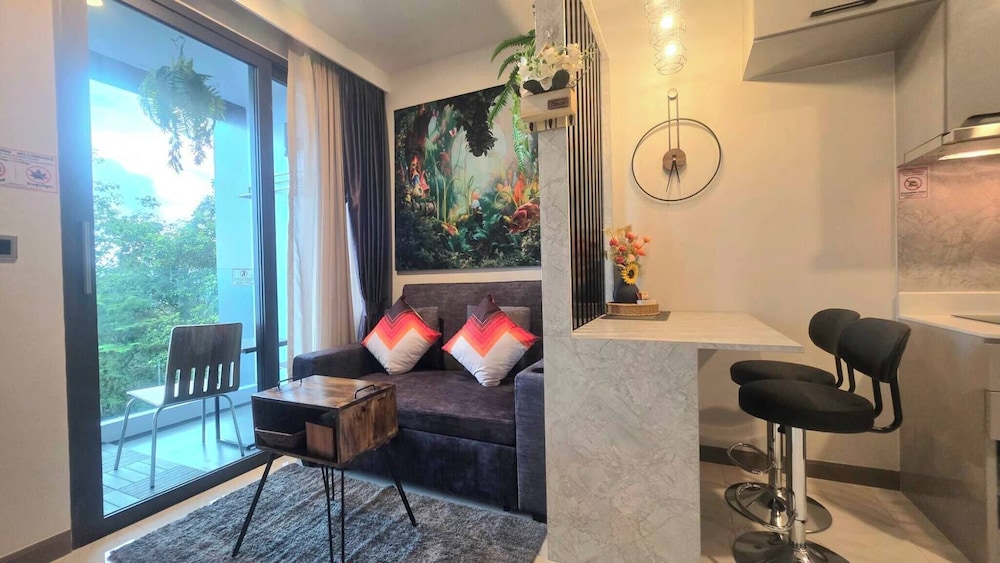 Room-a304 - 1 Bedroom Condo With Sea Vie
