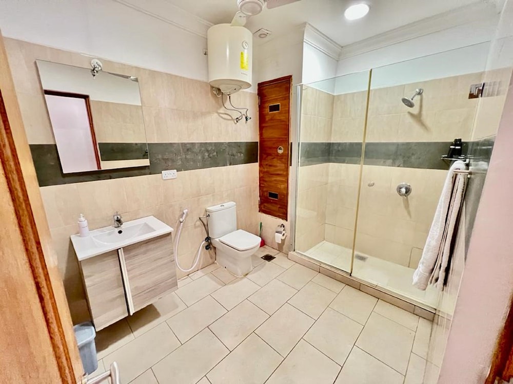 Colosseum Square Luxury Apartments