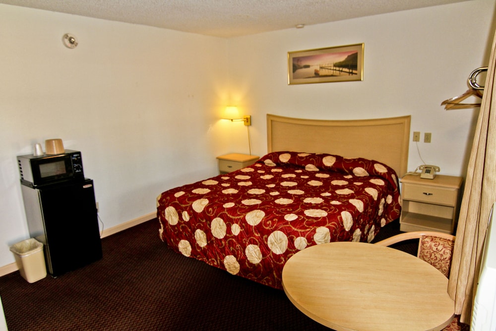 Lake Tahoe Vacations - National 9 Inn - Property Image 26